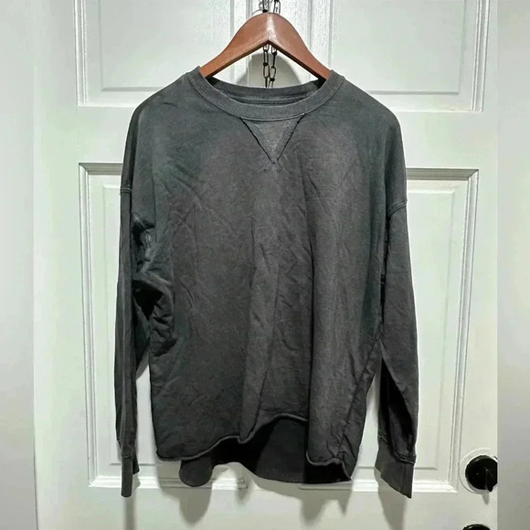 Aerie Oversized Gray Crewneck long sleeve shirt Size Small EUC - Picture 4 of 7